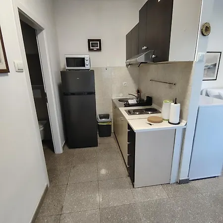 Old Varos 1 Apartmán *