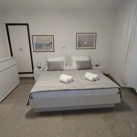 Lägenhet Old Varos 1