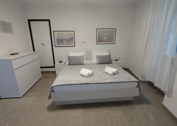 Lägenhet Old Varos 1