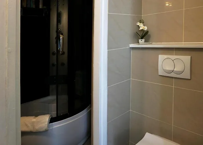 Appartamento Old Varos 1 *